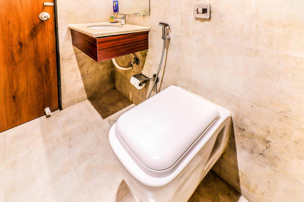 Fabexpress Adlon Andheri East Bombaj Zewnętrze zdjęcie